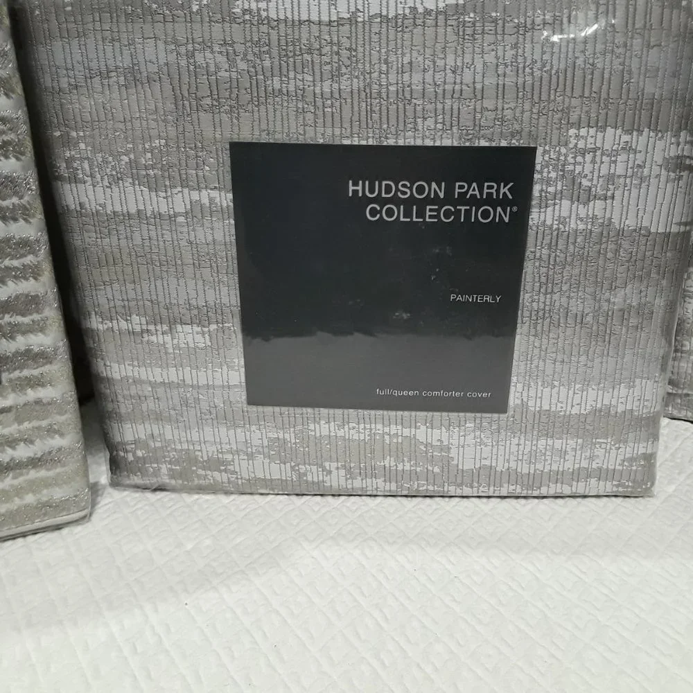 Hudson Park Painterly Bedding Collection - 8 Piece Bedding Set